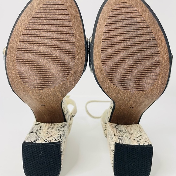 KAANAS Women's Tenedos Heel high ankle strap Open Toe Sandal Shoe Heeled Sz 5M. - Picture 4 of 6